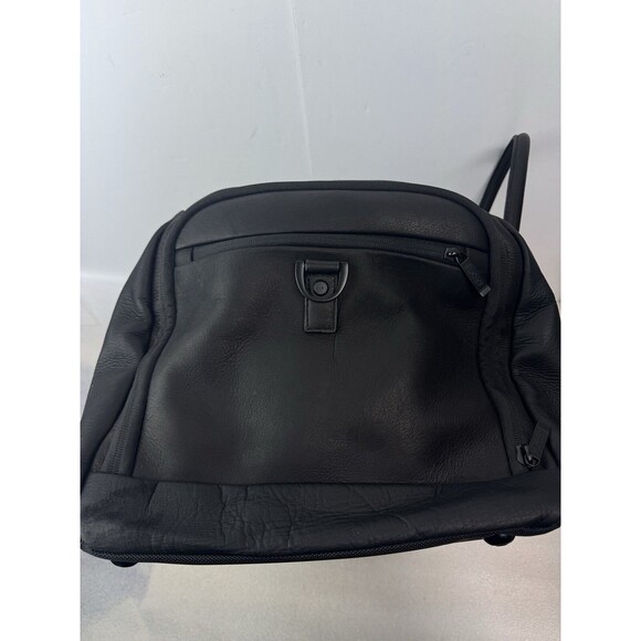 Kenneth Cole Reaction Colombian Leather 20" Large Duffle Bag - Picture 12 of 16